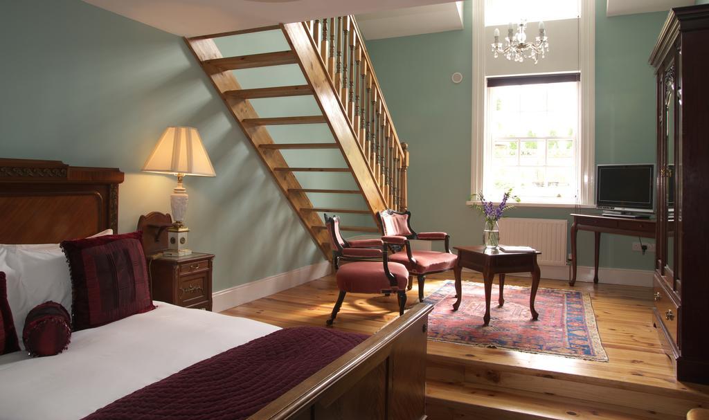 Viewmount House Hotel Longford Kamer foto